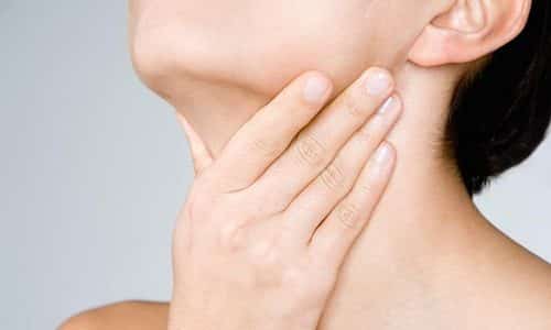 В некоторых случаях у человека присутствуют сильные боли в зоне оперативного вмешательства. Но они проходят спустя несколько дней