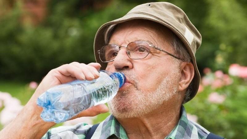 диета при запорах у пожилых людей