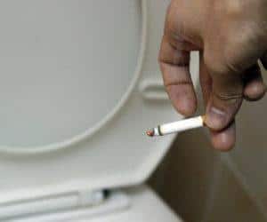 Каким образом курение влияет на геморрой