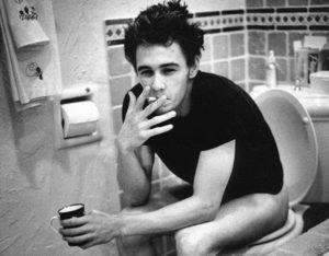 Каким образом курение влияет на геморрой