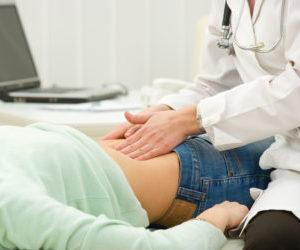 осмотр прямой кишки у женщин