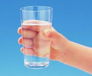 Как принимать минеральную воду при лечении запоров