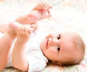 клизма новорожденному при запоре сколько воды