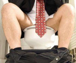 Причины появления слизи в кале у взрослых и детей