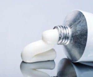 Тетрациклиновая мазь: инструкция по применению при геморрое и отзывы