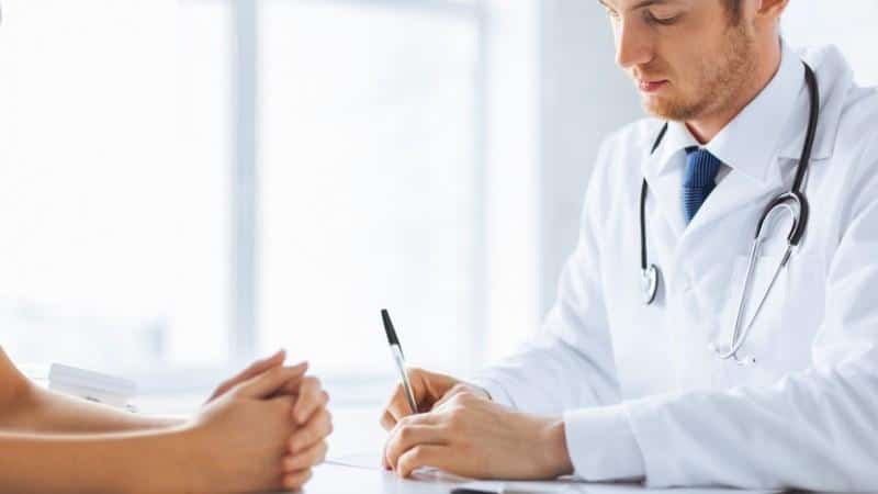 как в домашних условиях вылечить трещину в заднем проходе